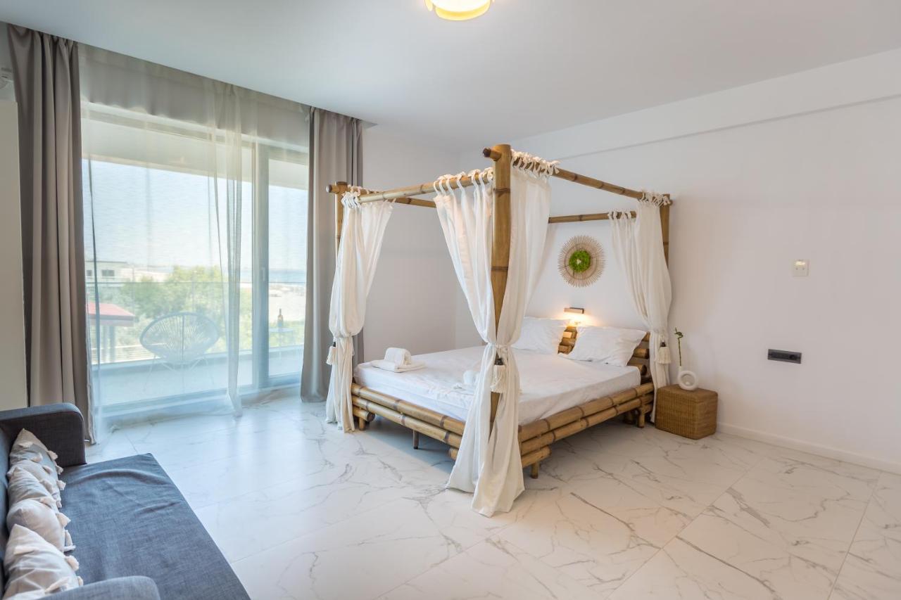 Aparthotel Sea On Mamaia Esterno foto